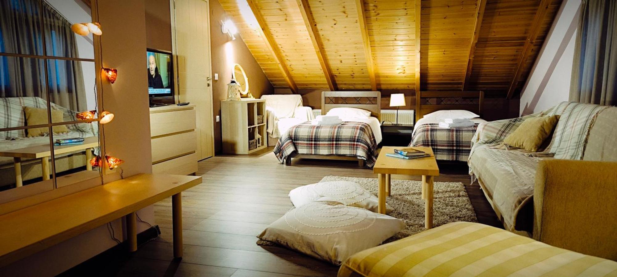 Chalet Coquelicot Kalavryta Eksteriør billede